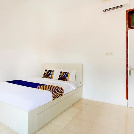 Hotel Vaccinated Staff - Spot On 3928 Terrace House Syariah Pondoktjing Dua Exteriér fotografie